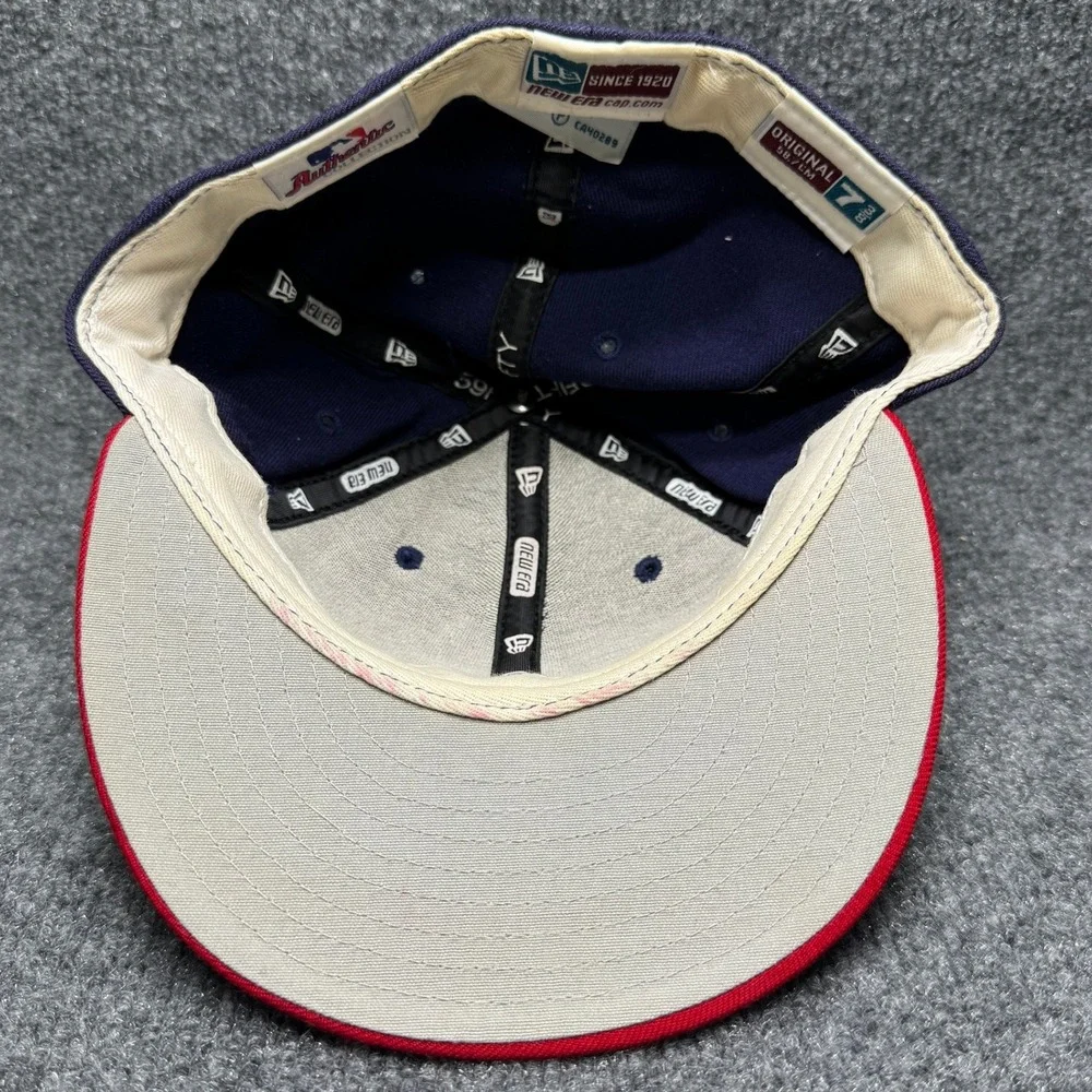 Cleveland Indians New Era 59FIFTY Fitted Hat Mens 7 3/8 Navy Red Chief Wahoo
